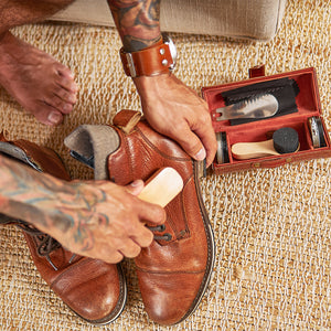 Gentleman's Shoe Shine Kit